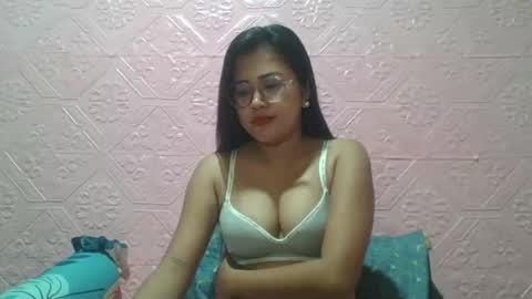 Snapshot of sexyjessa20 chatting on 01-18-26, 01:15 sexyjessa20 online show from 01-18-26, 01:15