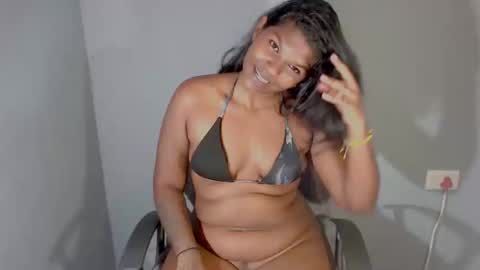 Snapshot of sexykitten147 chatting on 01-04-25, 12:16 SexyKitten147 online show from 01-04-25, 12:16