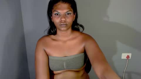 Snapshot of sexykitten147 chatting on 01-10-25, 01:10 SexyKitten147 online show from 01-10-25, 01:10