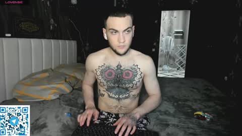 Snapshot of sexykolya chatting on 12-08-24, 08:15 Kolya online show from 12-08-24, 08:15