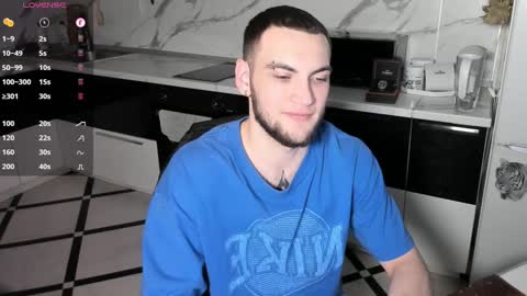 Snapshot of sexykolya chatting on 12-16-24, 02:25 Kolya online show from 12-16-24, 02:25