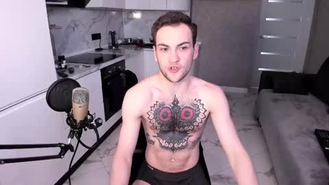 Snapshot of sexykolya chatting on 02-28-25, 04:32 Kolya online show from 02-28-25, 04:32