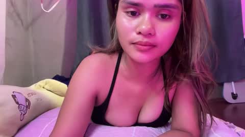 Snapshot of sexylady_pinayx chatting on 03-12-26, 09:43 Call me Bea online show from 03-12-26, 09:43