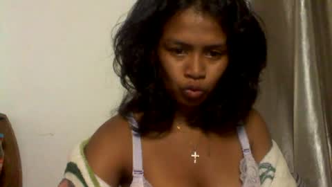 sexylarra12 online show from 05-18-26, 04:07