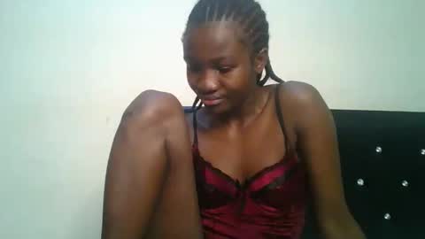 sexylina25 online show from 04-01-26, 05:43