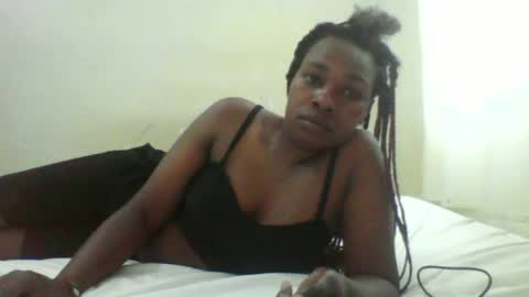 Snapshot of sexylindah chatting on 06-14-26, 12:51 sexylindah online show from 06-14-26, 12:51