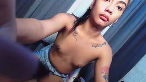 maxine online show from 12-28-24, 03:59