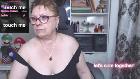 sexylynette4u online show from 10-20-25, 09:21
