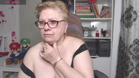 sexylynette4u online show from 05-01-26, 09:58