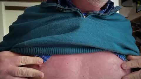 SexyLuke online show from 10-20-25, 10:38