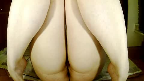 Squirty Maya Gold online show from 04-14-26, 08:42