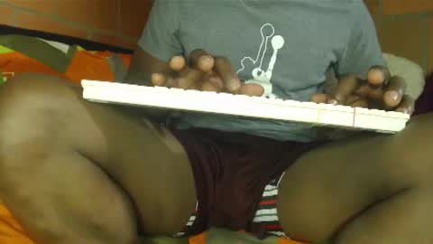 Snapshot of sexymen27cm chatting on 01-03-25, 02:32 sexymen27cm online show from 01-03-25, 02:32