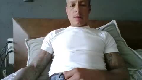 Snapshot of sexymexmen chatting on 10-24-25, 06:26 Sexy Diego online show from 10-24-25, 06:26