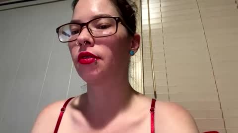 Snapshot of sexymilf42088 chatting on 12-25-24, 04:33 sexymilf42088 online show from 12-25-24, 04:33