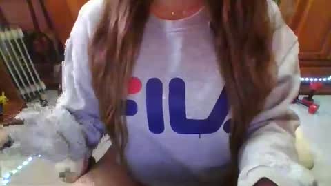 Snapshot of sexymisss24 chatting on 05-22-26, 10:10 sexymisss24 online show from 05-22-26, 10:10