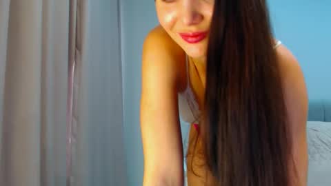 Snapshot of sexymymeow chatting on 12-06-24, 05:42 SexyMyMeow online show from 12-06-24, 05:42