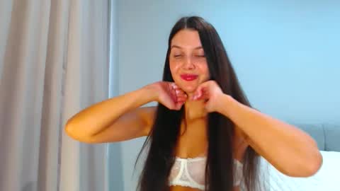 Snapshot of sexymymeow chatting on 09-25-25, 06:06 SexyMyMeow online show from 09-25-25, 06:06