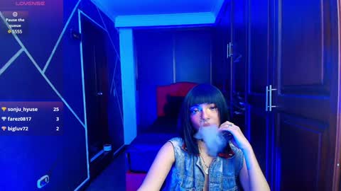 Snapshot of sexynaf chatting on 01-14-25, 01:58 N A F online show from 01-14-25, 01:58