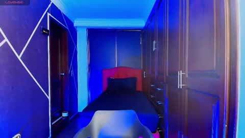 Snapshot of sexynaf chatting on 02-19-25, 07:16 N A F online show from 02-19-25, 07:16