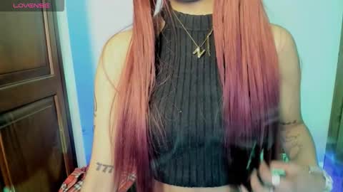 Snapshot of sexynaf chatting on 10-25-25, 07:30 N A F online show from 10-25-25, 07:30