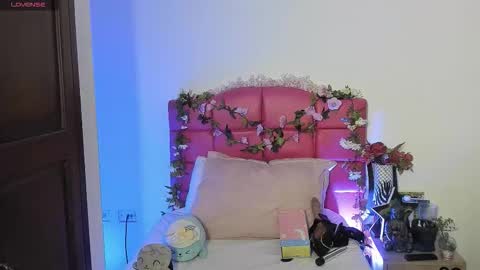 Snapshot of sexynaf chatting on 10-27-25, 07:18 N A F online show from 10-27-25, 07:18