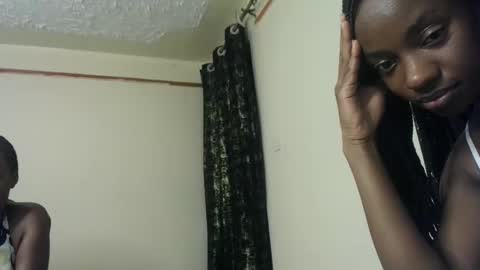 Snapshot of sexynanaa chatting on 01-18-26, 08:34 nanaa online show from 01-18-26, 08:34