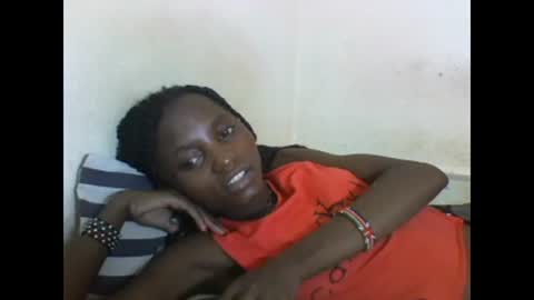 Snapshot of sexyneedle22 chatting on 02-15-25, 09:38 VIVIAN online show from 02-15-25, 09:38