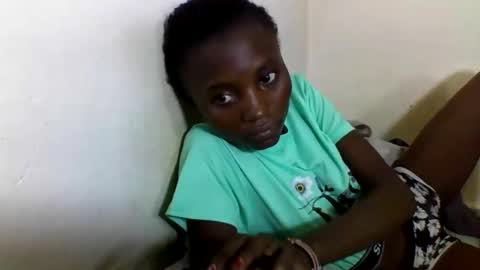 Snapshot of sexyneedle22 chatting on 03-01-25, 07:41 VIVIAN online show from 03-01-25, 07:41