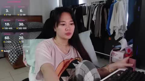 sexypenguin13 online show from 01-14-26, 08:20