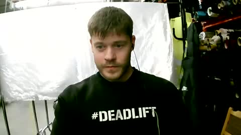 Snapshot of sexypornhot chatting on 10-22-25, 05:30 Erikson online show from 10-22-25, 05:30