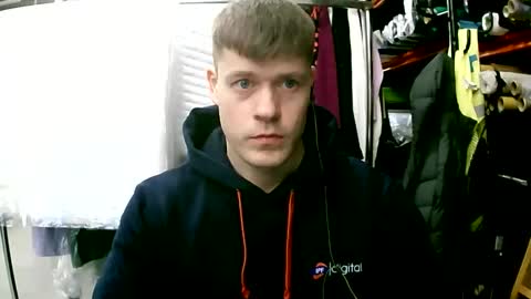 Snapshot of sexypornhot chatting on 03-27-26, 06:30 Erikson online show from 03-27-26, 06:30