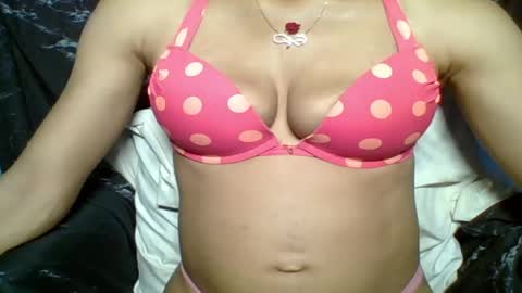 sexypussy000 online show from 04-25-26, 04:59