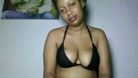 Snapshot of sexyred1738 chatting on 06-21-26, 03:53 sexyred1738 online show from 06-21-26, 03:53