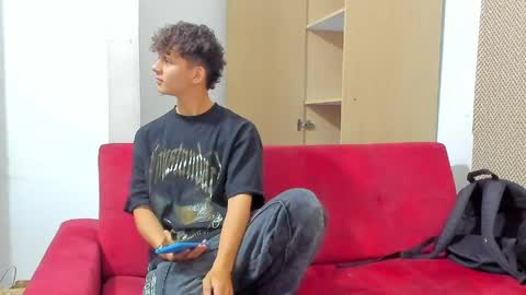 MATIAS-18   THIAHO -18  MAX-19  NICOKALY-19  CAIN-19   MOD ESTEBAN online show from 04-17-26, 01:58