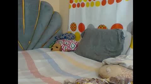 SARAH online show from 05-14-26, 10:44