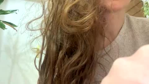 Snapshot of sexysexydream chatting on 02-11-26, 06:13 Anya online show from 02-11-26, 06:13