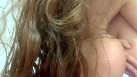 Snapshot of sexysexydream chatting on 02-20-26, 09:48 Anya online show from 02-20-26, 09:48