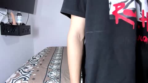 Snapshot of sexyskinnynaksu chatting on 11-15-25, 12:41 sexyskinnynaksu online show from 11-15-25, 12:41