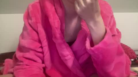 Snapshot of sexyskylar2016 chatting on 09-10-25, 12:32 Sexy Skylar online show from 09-10-25, 12:32