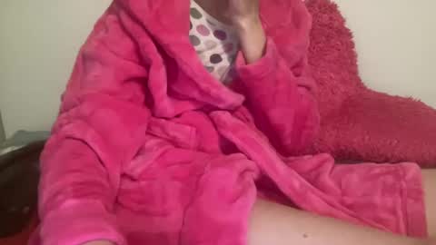 Snapshot of sexyskylar2016 chatting on 09-18-25, 02:13 Sexy Skylar online show from 09-18-25, 02:13