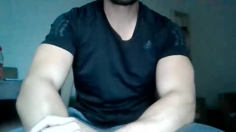 Snapshot of sexyyphilip chatting on 06-02-26, 08:00 sexyyphilip online show from 06-02-26, 08:00