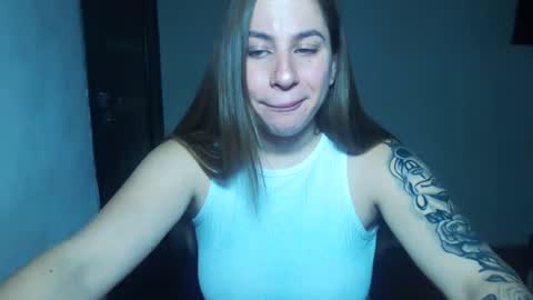 Snapshot of sexyyuliia777 chatting on 09-24-25, 06:06 Yuliia online show from 09-24-25, 06:06