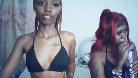 sexyzuriel online show from 02-25-26, 07:45