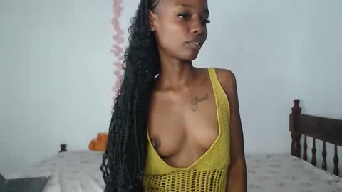 Snapshot of sexyzuriel chatting on 05-23-26, 12:53 sexyzuriel online show from 05-23-26, 12:53