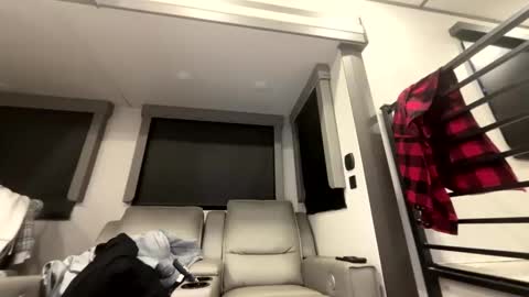 Snapshot of sga20233 chatting on 01-21-25, 12:39 sga20233 online show from 01-21-25, 12:39