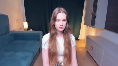 Lola online show from 08-10-26, 07:23