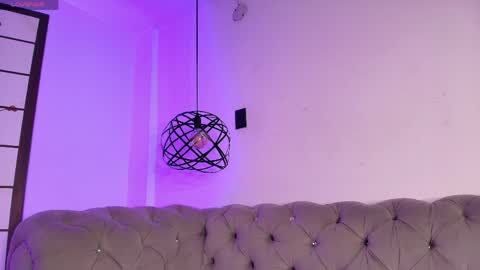 Snapshot of shadowlune chatting on 05-24-26, 08:14 shadowlune online show from 05-24-26, 08:14