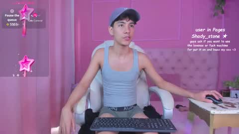 Snapshot of shady_stone chatting on 10-23-25, 08:40 shady_stone online show from 10-23-25, 08:40