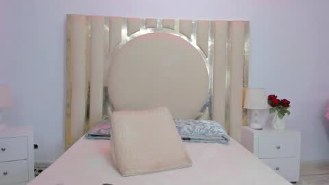 Snapshot of shainabonne chatting on 01-07-25, 11:03 Shaina online show from 01-07-25, 11:03