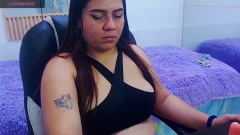 Snapshot of shaira_m1 chatting on 10-07-25, 05:43 shaira online show from 10-07-25, 05:43